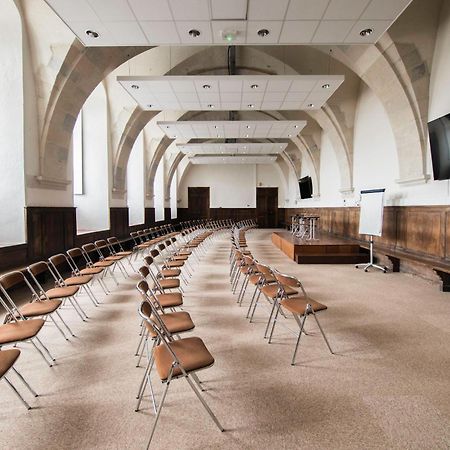 Hostellerie Charles De Foucauld Viviers Exteriör bild